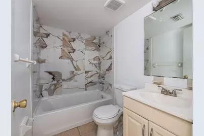 5221 Bayshore Boulevard #30, Tampa, FL 33611 - Photo 9