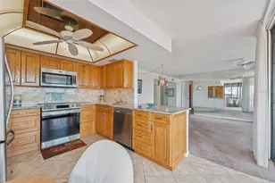 6158 Palma Del Mar, Saint Petersburg, FL 33715 - Photo 9