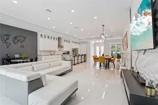 352 Mehlenbacher Rd, Belleair, FL 33756 - Photo 13