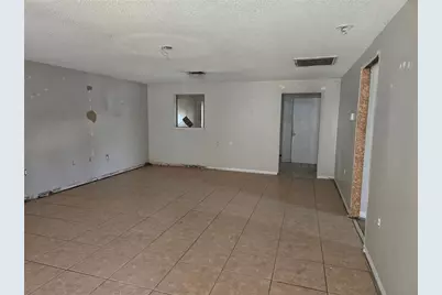 6124 11th Street, Zephyrhills, FL 33542 - Photo 5