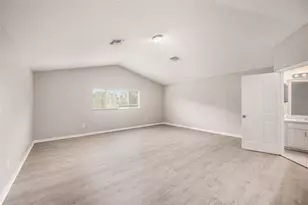 11523 Oyster Bay Cir, New Port Richey, FL 34654 - Photo 23