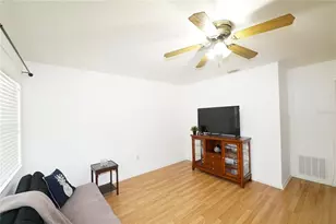 5810 21st St N, Saint Petersburg, FL 33714 - Photo 17