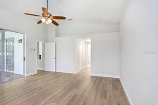 14826 Heronglen Dr, Lithia, FL 33547 - Photo 11