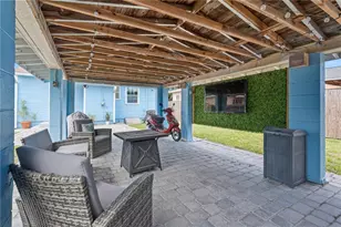 2850 38th Ave N, Saint Petersburg, FL 33713 - Photo 13