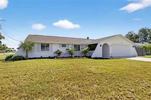 635 Jamaica Cir E, Apollo Beach, FL 33572 - Photo 1