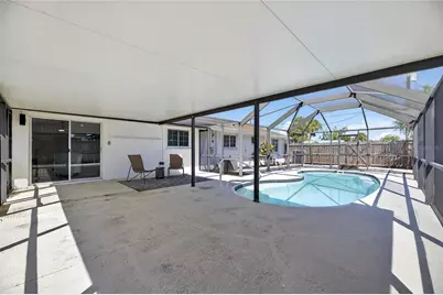 635 Jamaica Circle E, Apollo Beach, FL 33572 - Photo 35