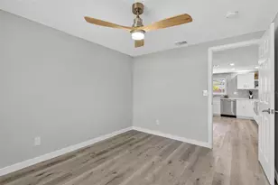 635 Jamaica Cir E, Apollo Beach, FL 33572 - Photo 29