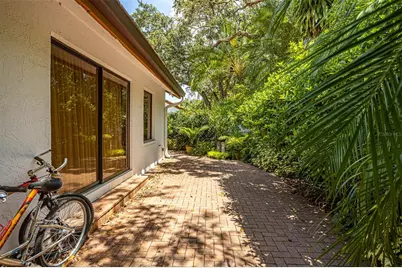 11407 Orilla Del Rio Place, Temple Terrace, FL 33617 - Photo 21