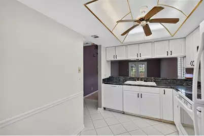 39650 US Highway 19 N #584, Tarpon Springs, FL 34689 - Photo 17