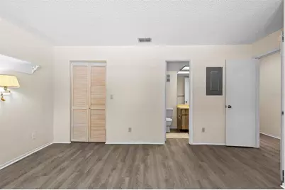 7832 Niagara Avenue #323, Tampa, FL 33617 - Photo 19