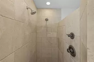 2026 Bayou Grande Blvd NE, Saint Petersburg, FL 33703 - Photo 11