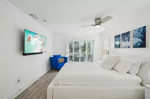 2085 Massachusetts Ave NE, Saint Petersburg, FL 33703 - Photo 17