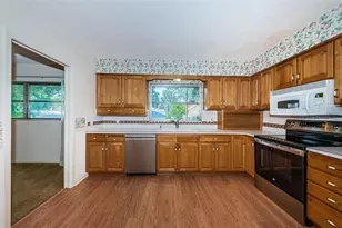 13732 86th Ave, Seminole, FL 33776 - Photo 7