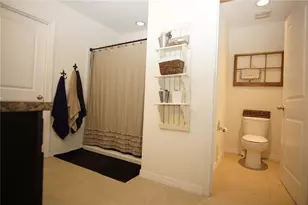 9726 Troncais Cir, Thonotosassa, FL 33592 - Photo 19