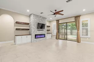 14207 Cheshire Acres Pl, Tampa, FL 33618 - Photo 11