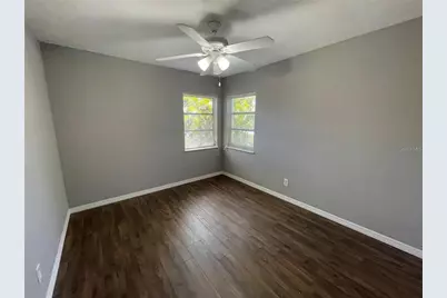 2100 47th Street N, Saint Petersburg, FL 33713 - Photo 9