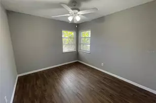 2100 47th St N, Saint Petersburg, FL 33713 - Photo 9