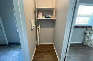 2100 47th St N, Saint Petersburg, FL 33713 - Photo 17