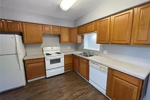 2100 47th St N, Saint Petersburg, FL 33713 - Photo 3