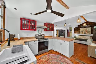 5416 Delette Ave S, Saint Petersburg, FL 33707 - Photo 9