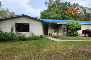 110 14th St SE, Ruskin, FL 33570 - Photo 1