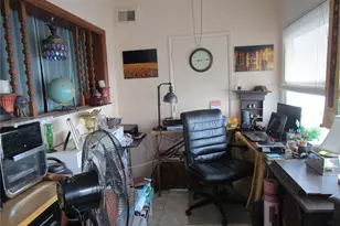 5850 18th St N, Saint Petersburg, FL 33714 - Photo 15