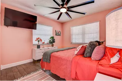 725 Sunset Cove, Madeira Beach, FL 33708 - Photo 13