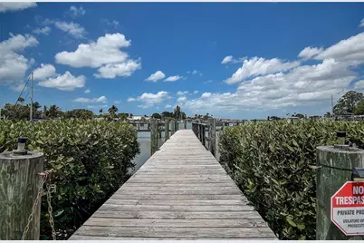 725 Sunset Cove, Madeira Beach, FL 33708 - Photo 33
