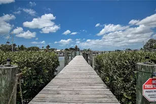 725 Sunset Cove, Madeira Beach, FL 33708 - Photo 33