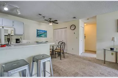 10265 Gandy Boulevard N #1103, Saint Petersburg, FL 33702 - Photo 9