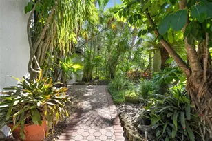 14506 Anchoret Rd, Tampa, FL 33618 - Photo 61