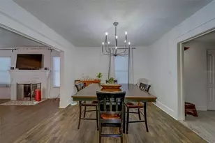 2044 21st St S, Saint Petersburg, FL 33712 - Photo 7