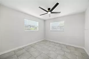 4250 14th Way NE, Saint Petersburg, FL 33703 - Photo 23