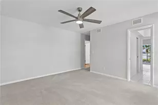 234 Driftwood Rd SE, Saint Petersburg, FL 33705 - Photo 49