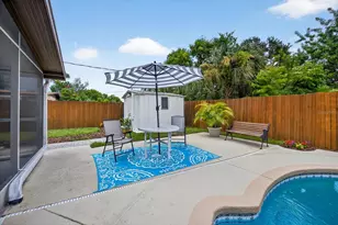 4703 Cresthill Dr, Tampa, FL 33615 - Photo 13