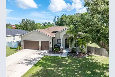 901 8th Ave SW, Ruskin, FL 33570 - Photo 1