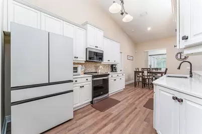 901 8th Ave SW, Ruskin, FL 33570 - Photo 15