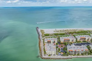 7403 Bayshore Dr, Treasure Island, FL 33706 - Photo 31