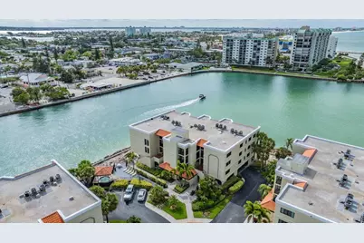 7403 Bayshore Drive #305, Treasure Island, FL 33706 - Photo 23