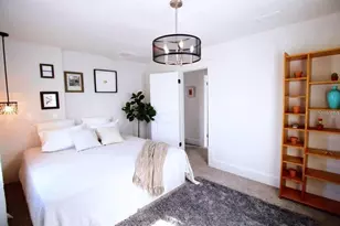 3442 Iris St N, Saint Petersburg, FL 33704 - Photo 19