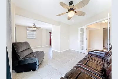 125 Mystic Lake Terrace N, Saint Petersburg, FL 33702 - Photo 7