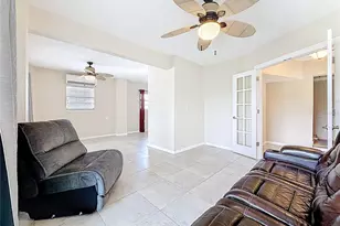 125 Mystic Lake Terrace N, Saint Petersburg, FL 33702 - Photo 7