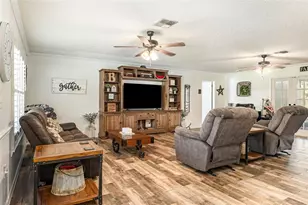 204 S Orange Ave, Fort Meade, FL 33841 - Photo 5