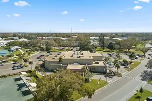 2433 Brazilia Dr, Clearwater, FL 33763 - Photo 49