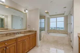 300 Beach Dr NE, Saint Petersburg, FL 33701 - Photo 23