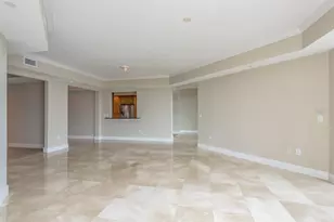 300 Beach Dr NE, Saint Petersburg, FL 33701 - Photo 9