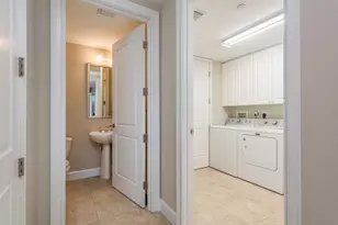 300 Beach Dr NE, Saint Petersburg, FL 33701 - Photo 35