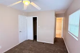 986 22nd Ave S, Saint Petersburg, FL 33705 - Photo 15