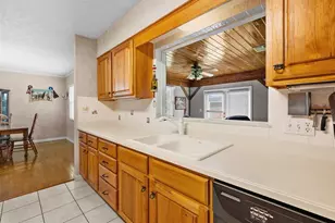 38730 Mickler Rd, Dade City, FL 33523 - Photo 17