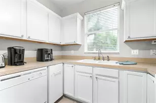 2228 Golden Oak Ln, Valrico, FL 33594 - Photo 25